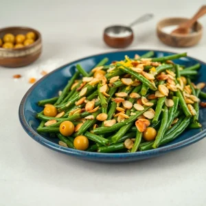 Judías verdes con almendras y aceitunas